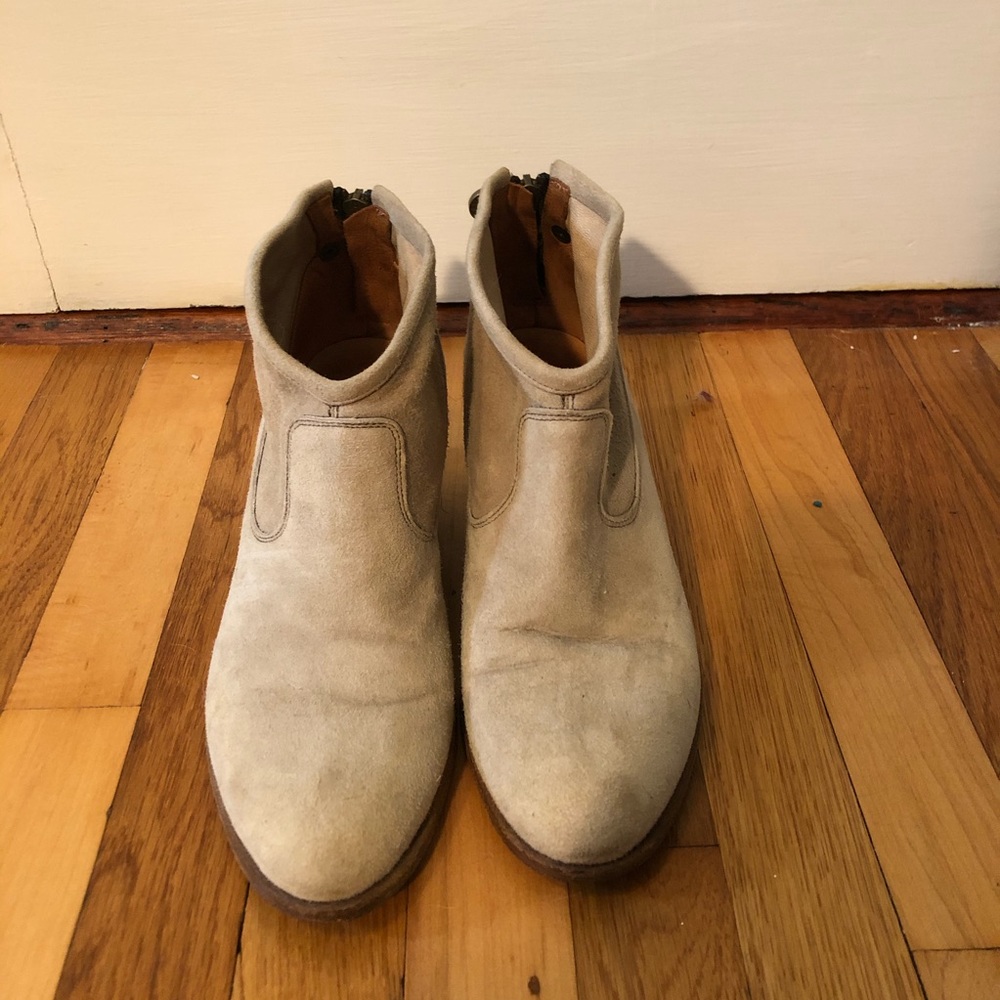 Gorgeous suede Fiorentini+Baker ankle boots - Picture 3 of 5